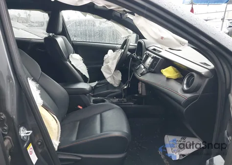 2017 Toyota Rav4 Se z USA, uszkodzony, nr VIN 2T3NFREV2HW391480